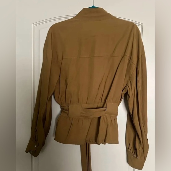 Utility Jacket - Picture 4 of 5